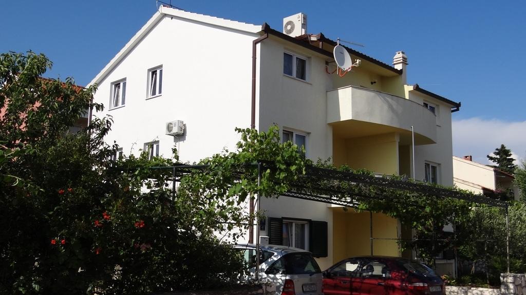 Apartments Milka Trogir Bagian luar foto