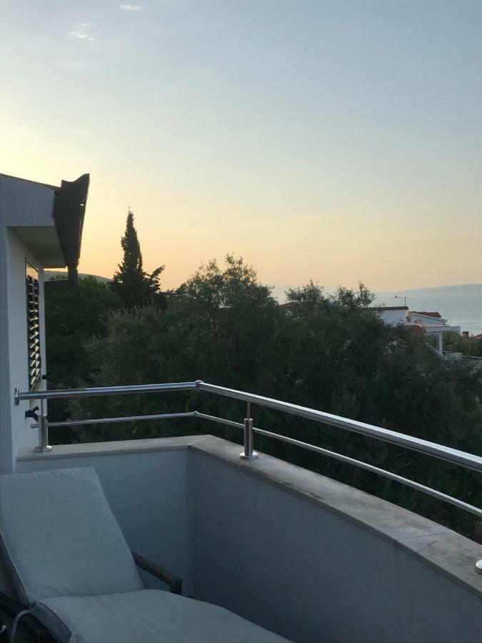 Apartments Milka Trogir Bagian luar foto